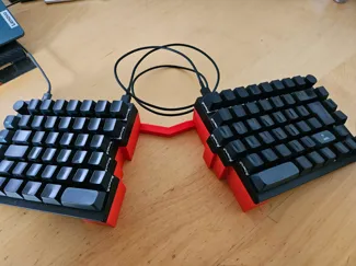 Keychron Q11 Fixed tenting no wrist-rest