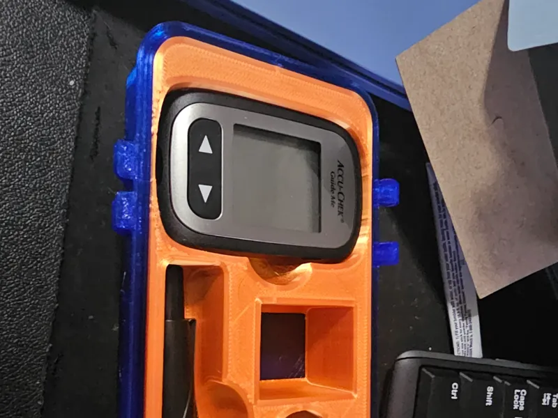 Accu-Chek Guide Me glucose supply case