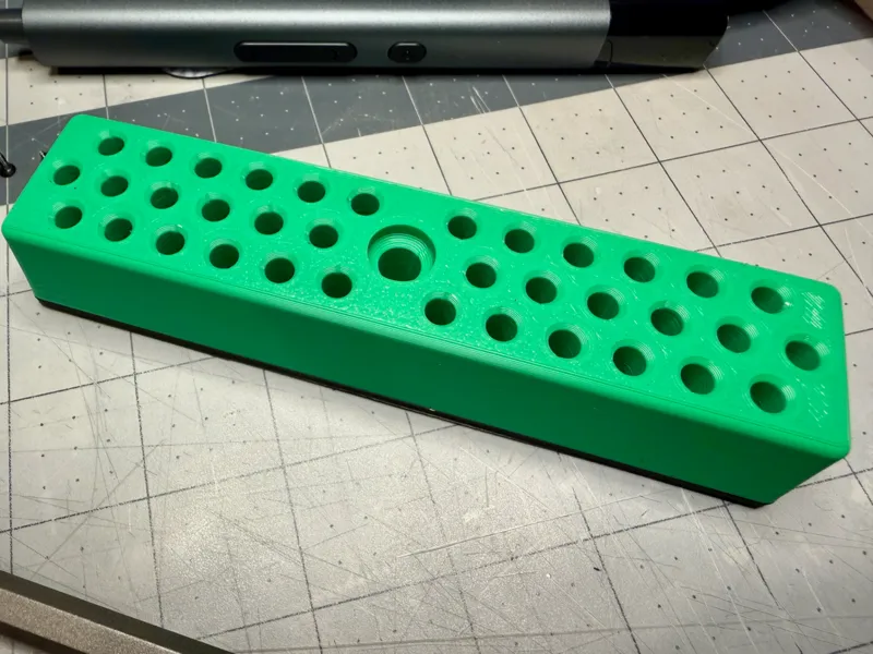 Micro (4mm) Bit Holder / Storage Block (Magnetic)