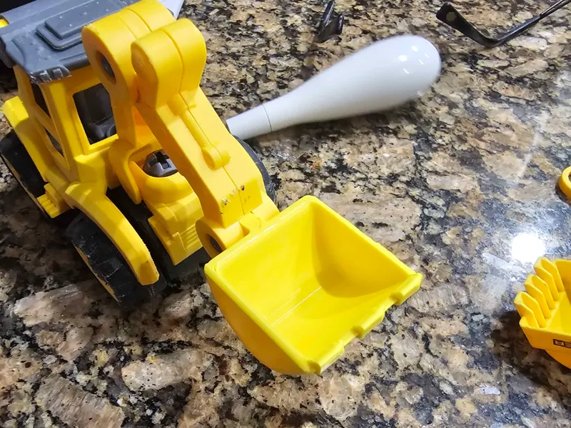 Toy Tractor Scoop 35mm Wide (just the scoope)