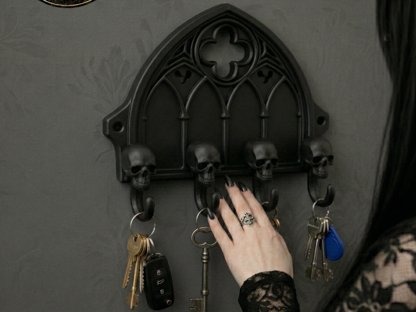 Gothic Arch Wall Key Holder STL – Skull Hook Rack