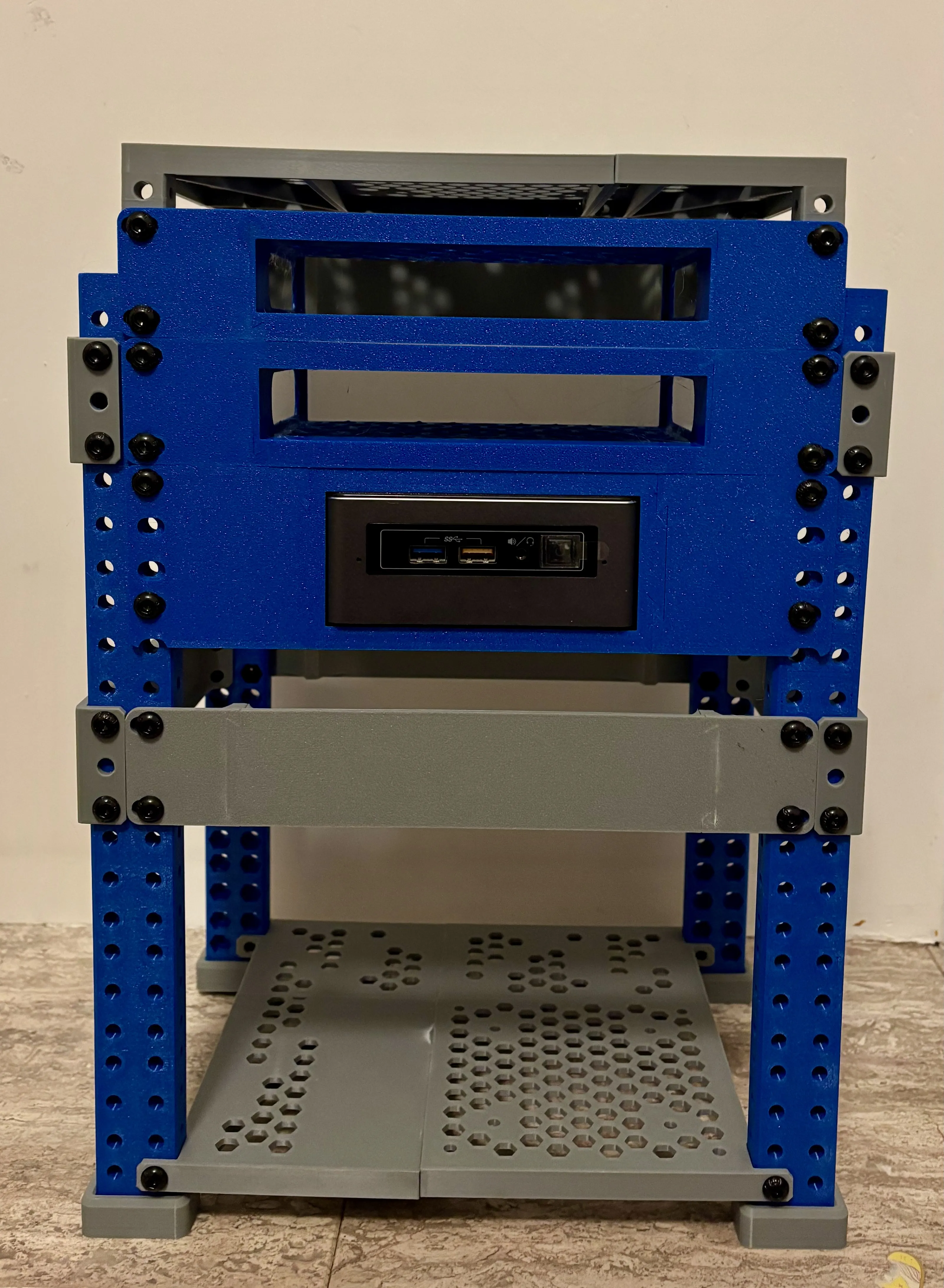 A1 Mini Custom Equipment Rack Mount for Mini Racks - Free 3D Print ...