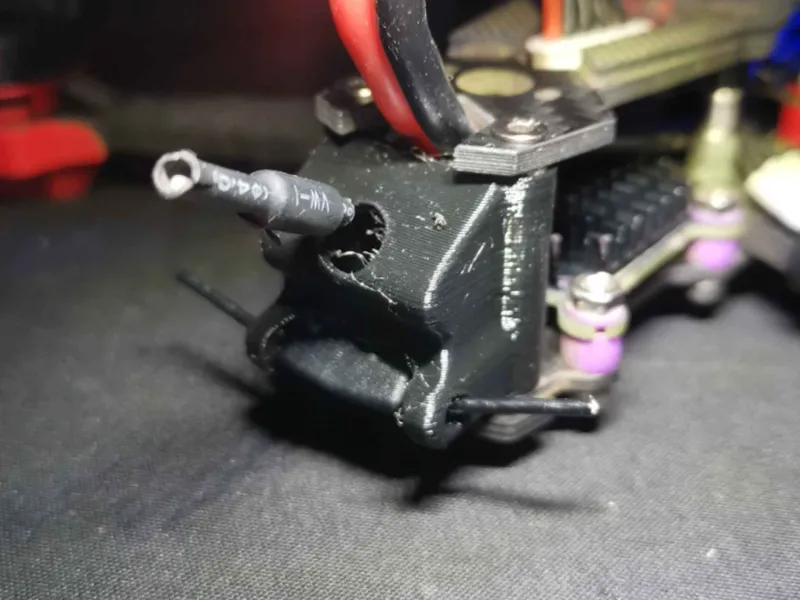Geprc Mark4 antena mount