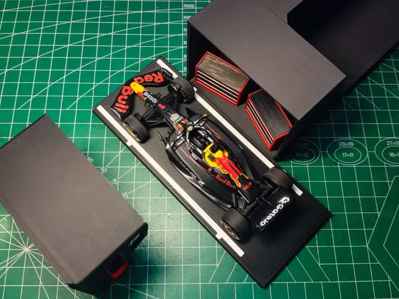 比美高1:43红牛F1模型多功能展示盒 / 维修区场景