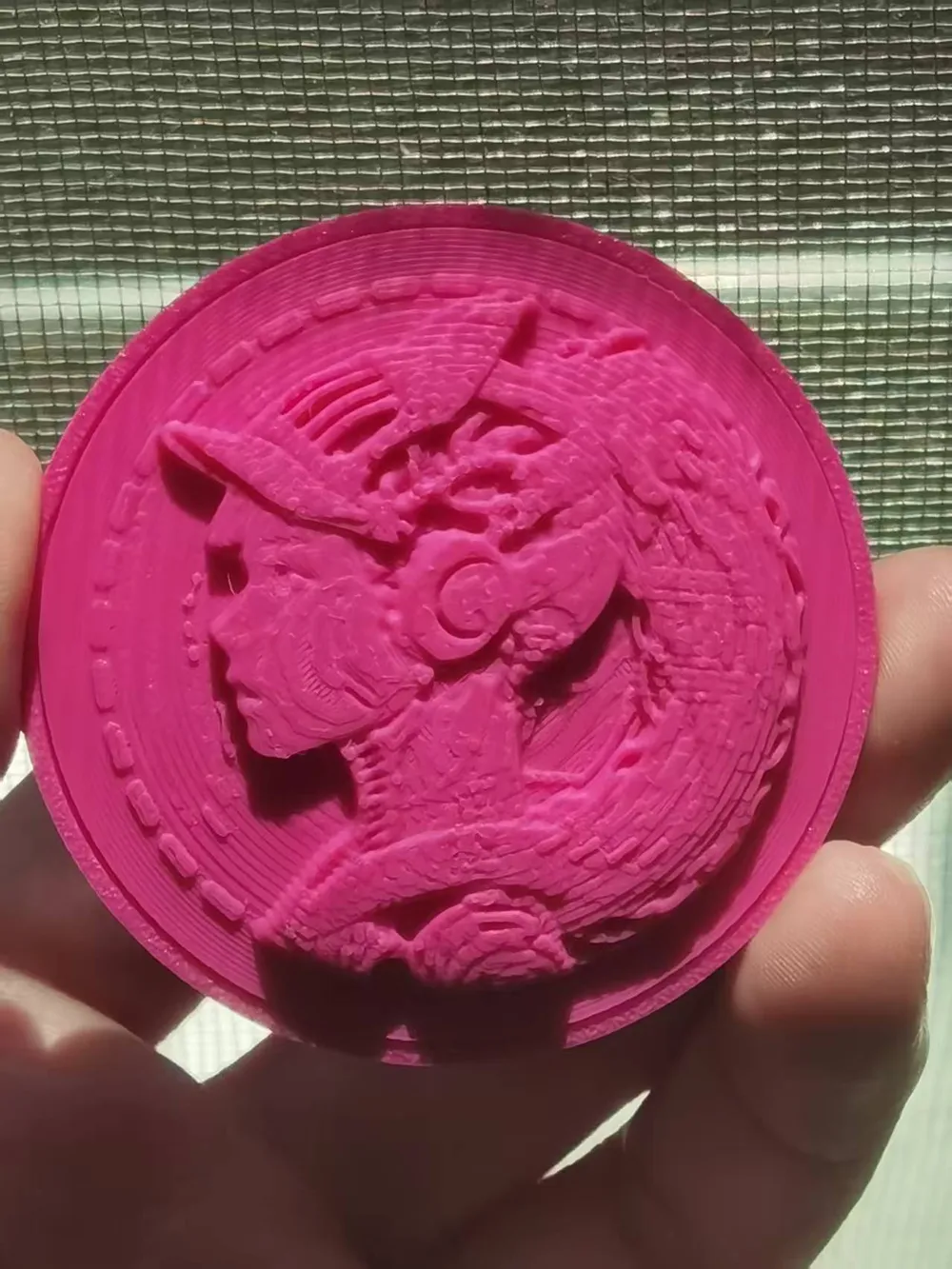 Cyberpunk Mecha Girl Coin - Rotatable Face - Free 3D Print Model ...