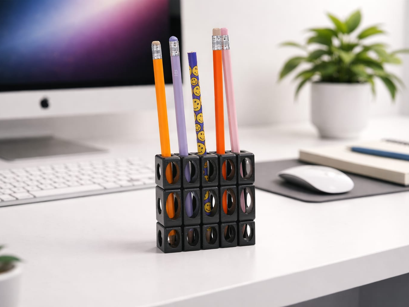 Vortex Grid Pen & Pencil Holder