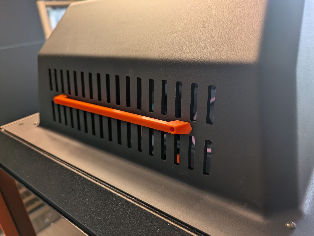 Vent cover handle for Prusa CORE One MMU enclosure