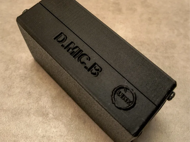 D.MIC.B Dual Active Microphone Booster Case
