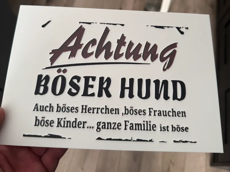 BÖSER HUND
