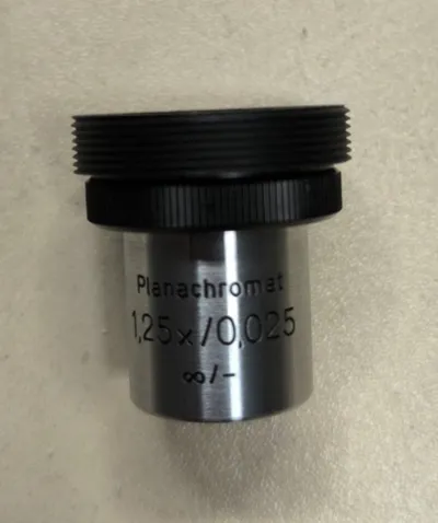 Carl Zeiss Jena objective from M19x0.75 to M27