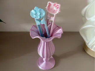 裙边盏丝绸花瓶拼豆笔筒