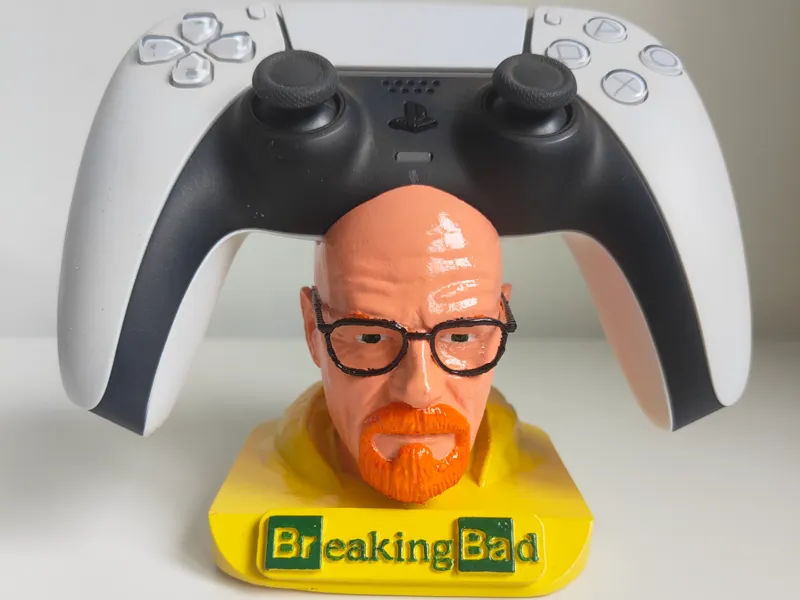 Heisenberg Universal Controller Holder