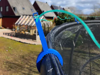 Trampoline bird stopper