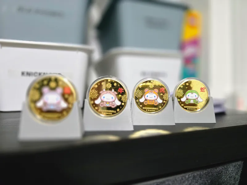 CPCM Medallion Holder