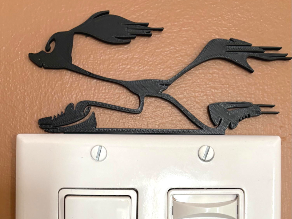 Coyote Road Runner Plug