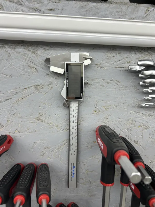 Preciva caliper wall mount