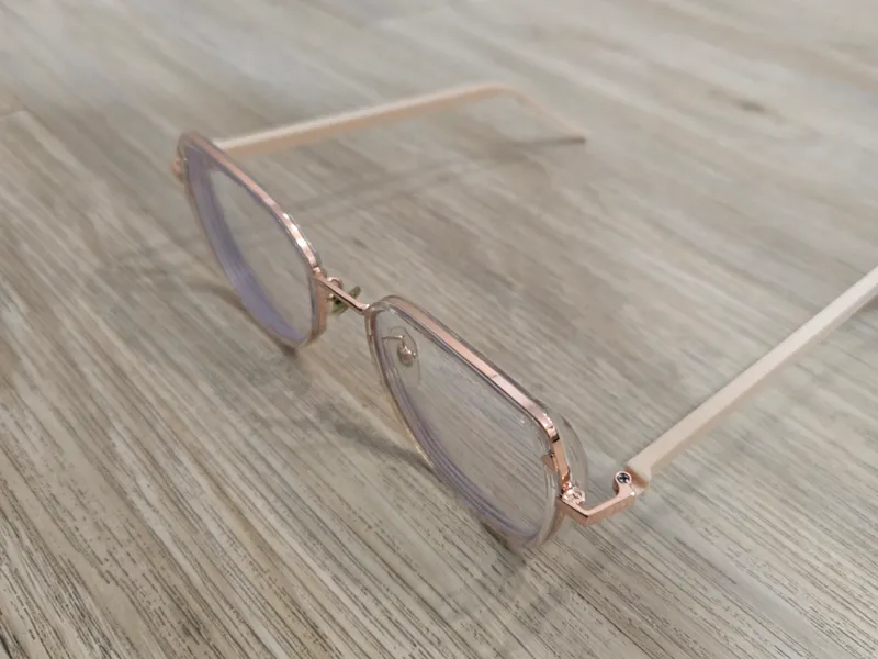 眼镜腿（厚度1mm 孔径1.3mm）