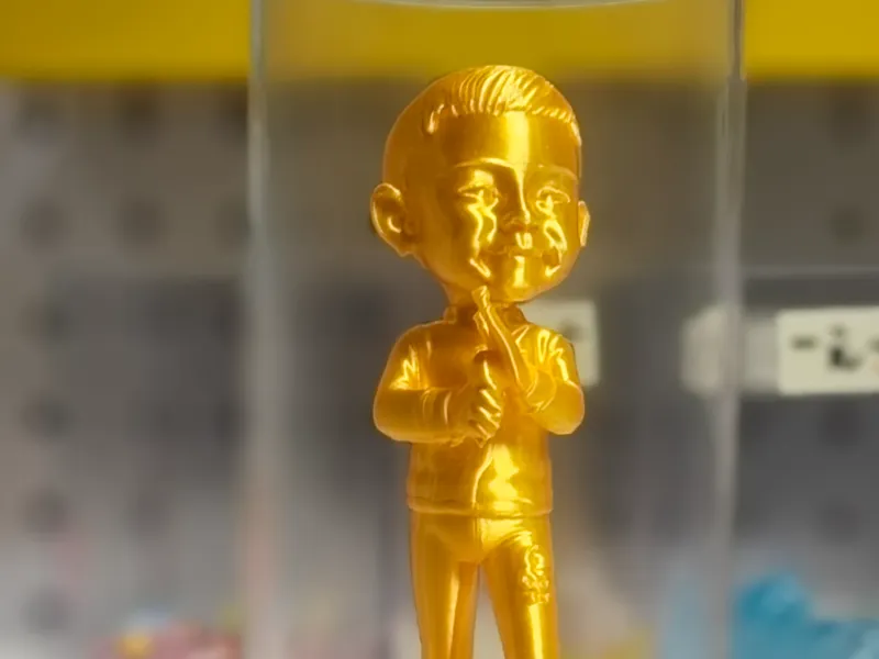 小男孩