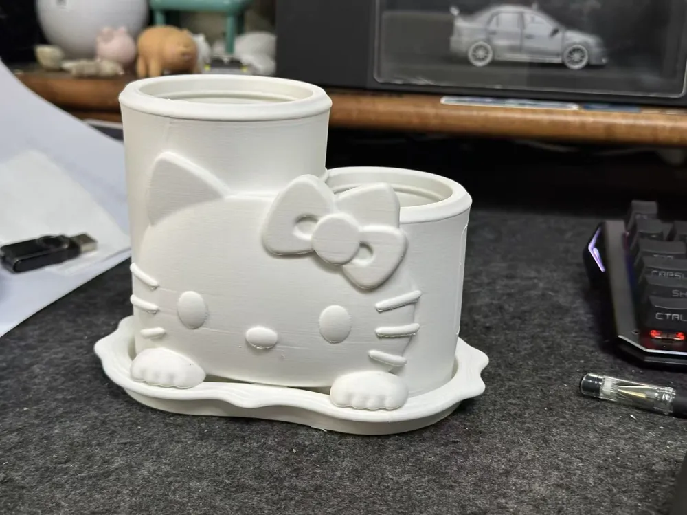 hello kitty double barrel pen holder - Free 3D Print Model - MakerWorld