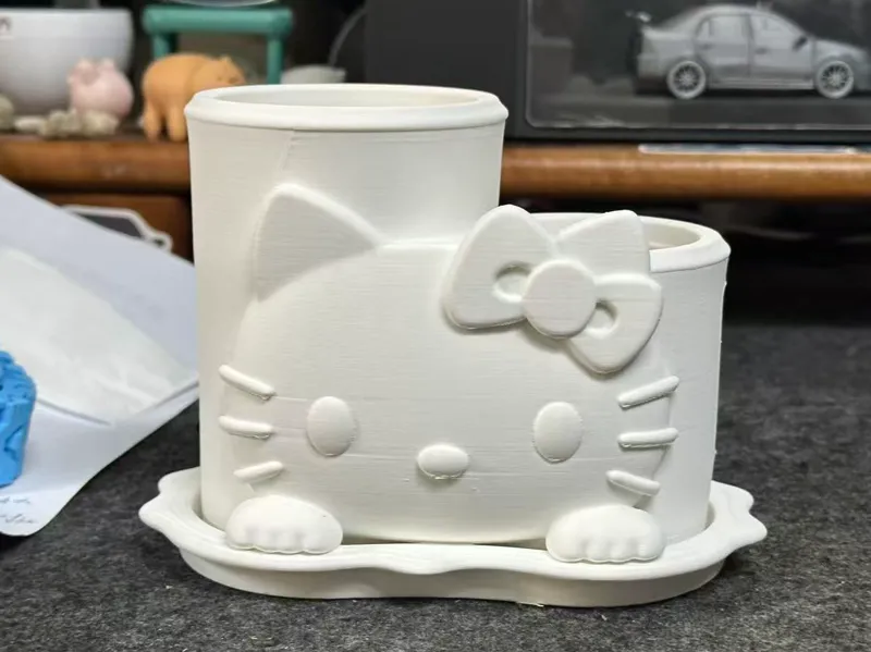 hello kitty  双桶笔筒  