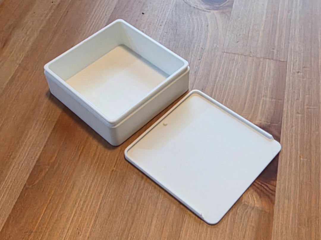 Click Lock Enclosure