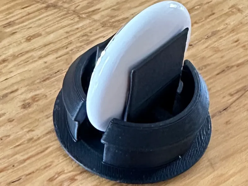 AirTag Holder Ries & Müller Nevo5 Suspension