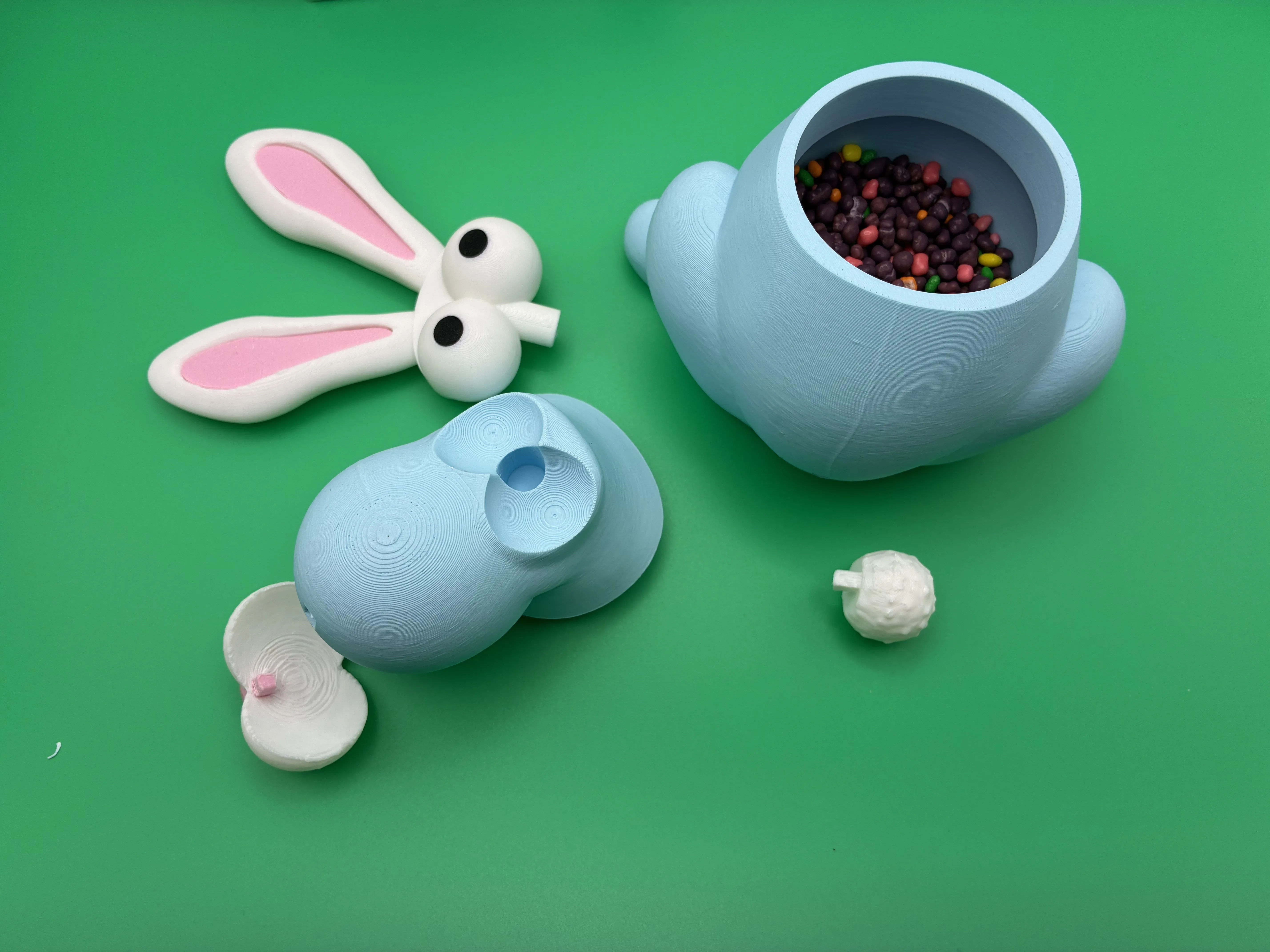 Nerds-shaped container in Easter Bunny disguise - Free 3D Print Model ...