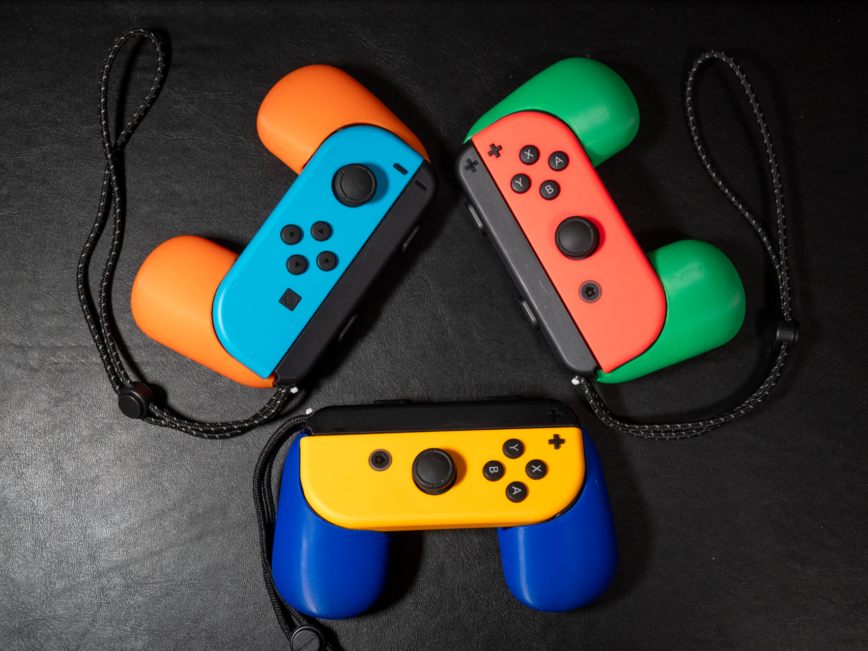 Switch Joycon 一代单手柄舒适掌托（模型包含左右一对，需搭配手绳使用）
