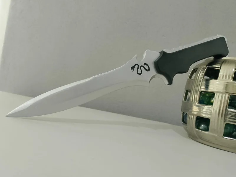 Faca do Major Jack Krauser