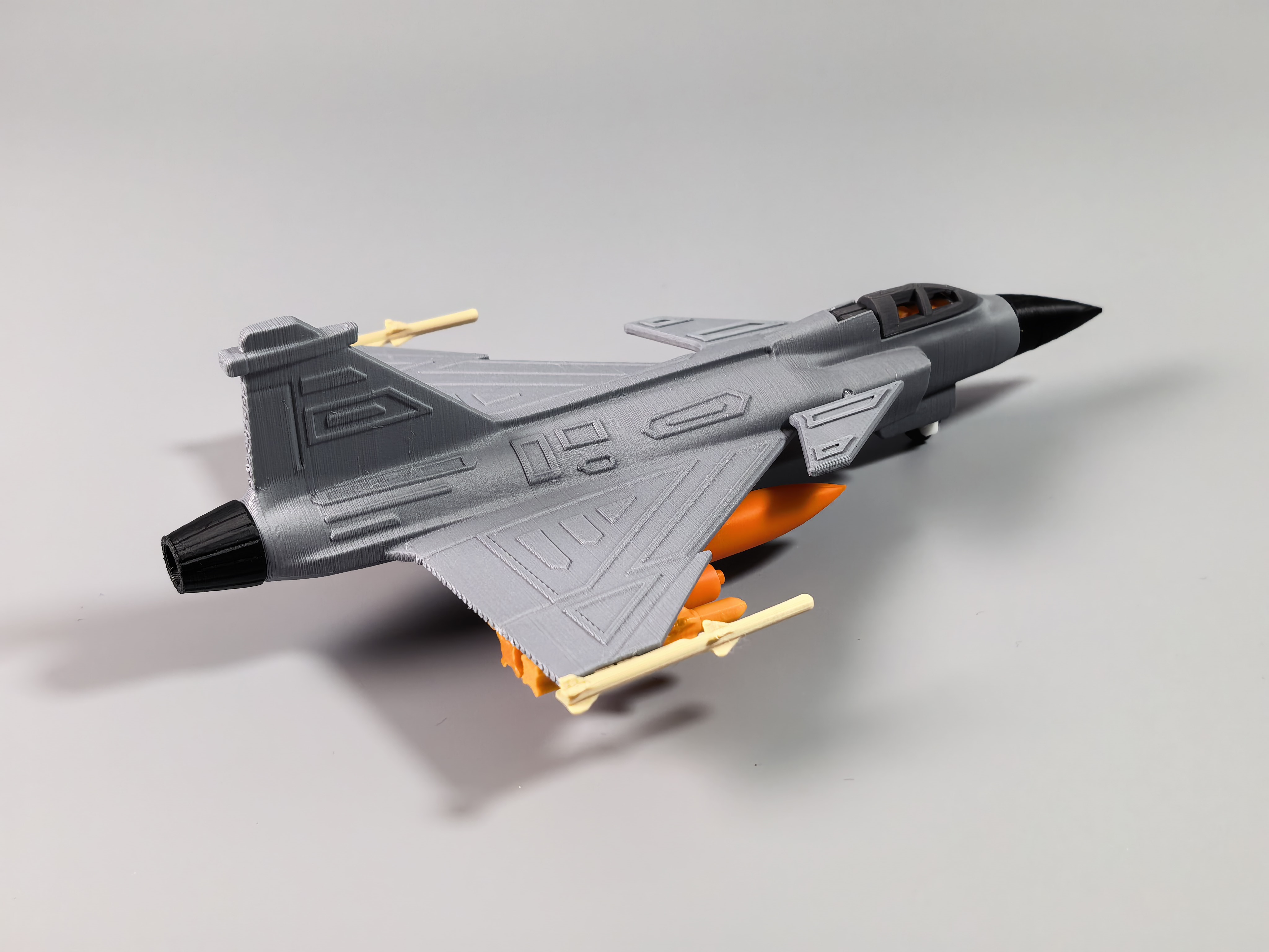 3Dプリント グリペン戦闘機 JAS-39 - 無料3Dモデル -MakerWorld