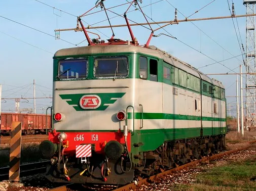 LOCOMOTIVA FS E646 ANNI 70