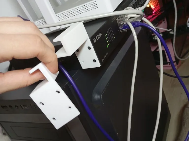 Switch bracing