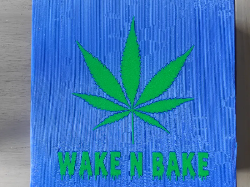 rolling stash box 