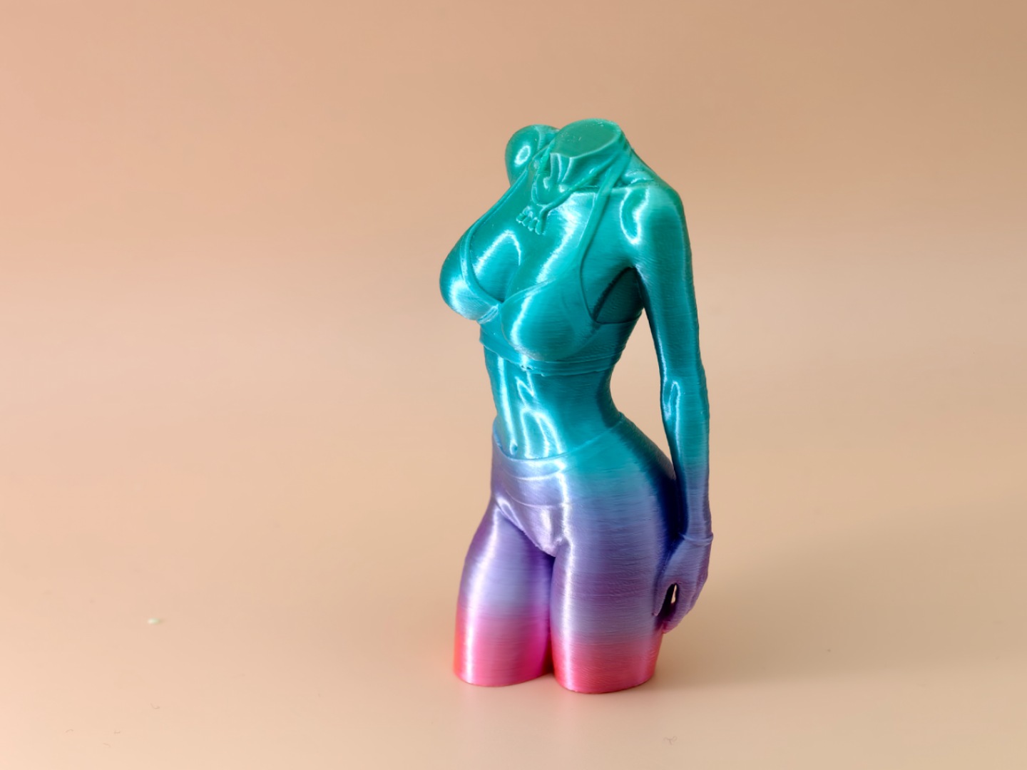 性感的瑜伽女神雕塑