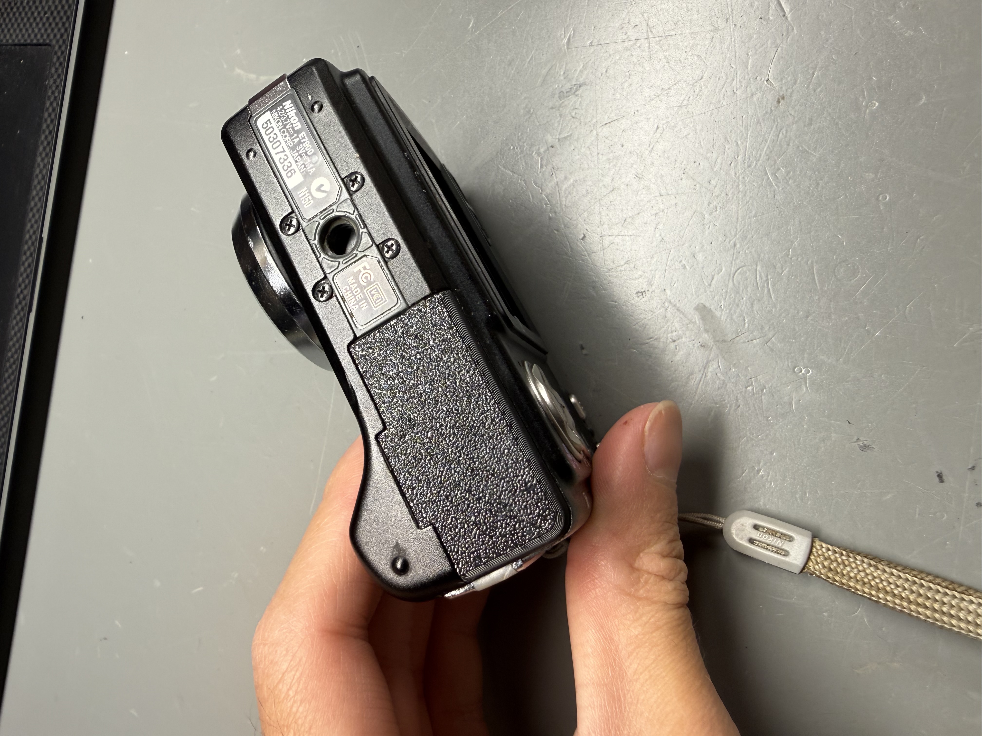Nikon Coolpix 4200, 5200, 5900, 7900 Battery Cover - Free 3D Print