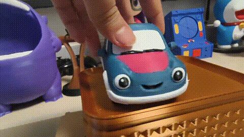 可爱卡通小汽车