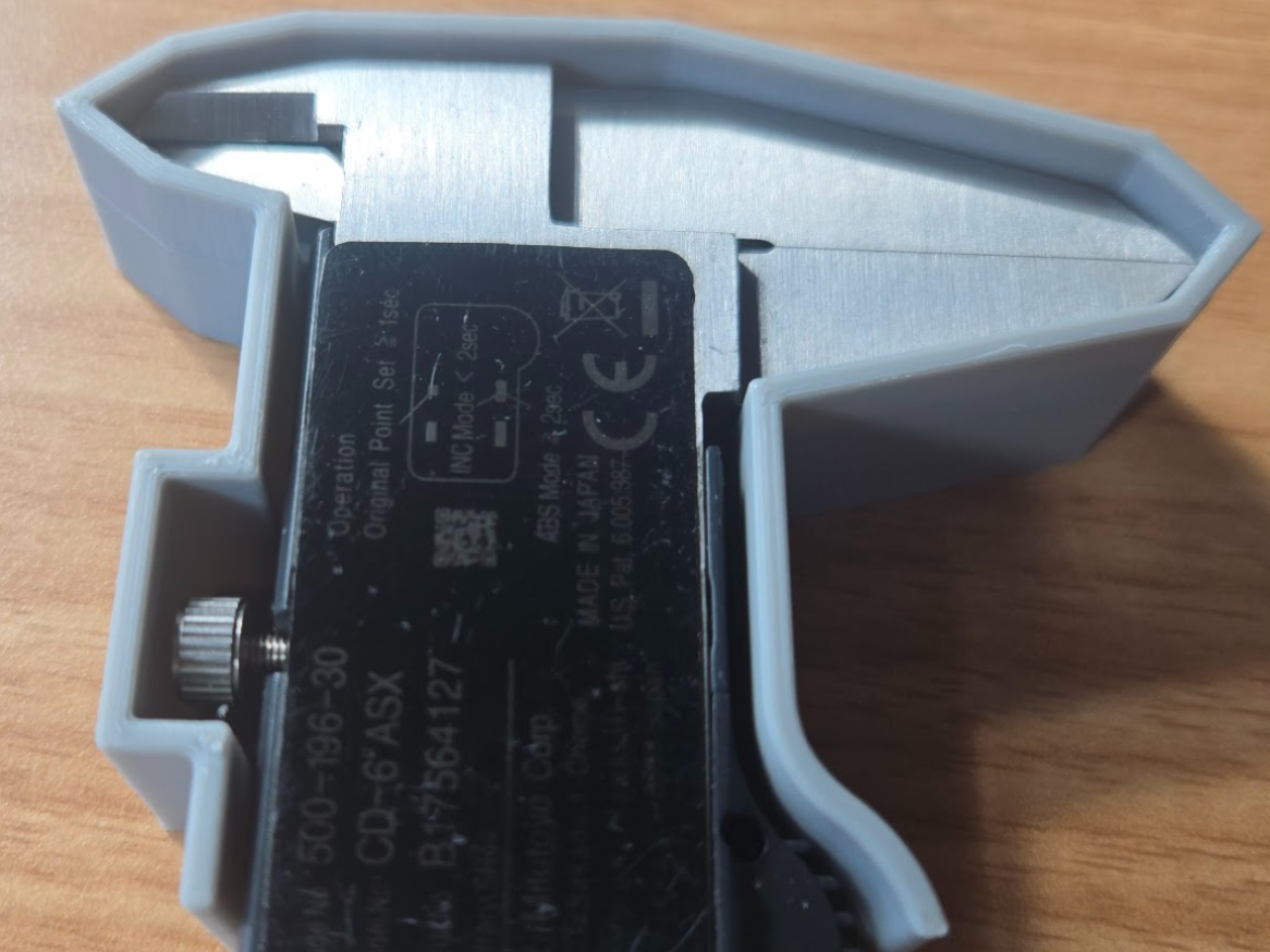 Minimalist Magnetic Case for Mitutoyo calipers