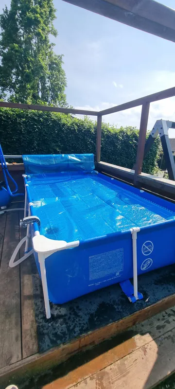 Pool cover roller