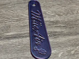 Customizable Keychain | Framed Design 