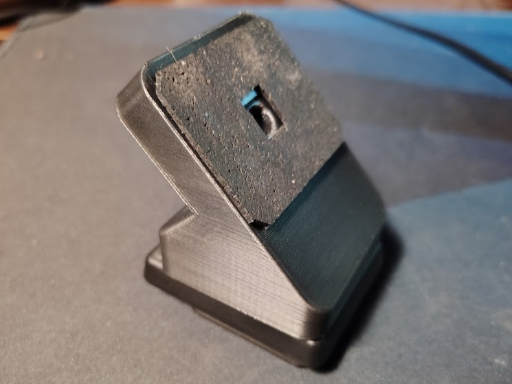 45 degree camera tripod mount (1/4-20 no insert)