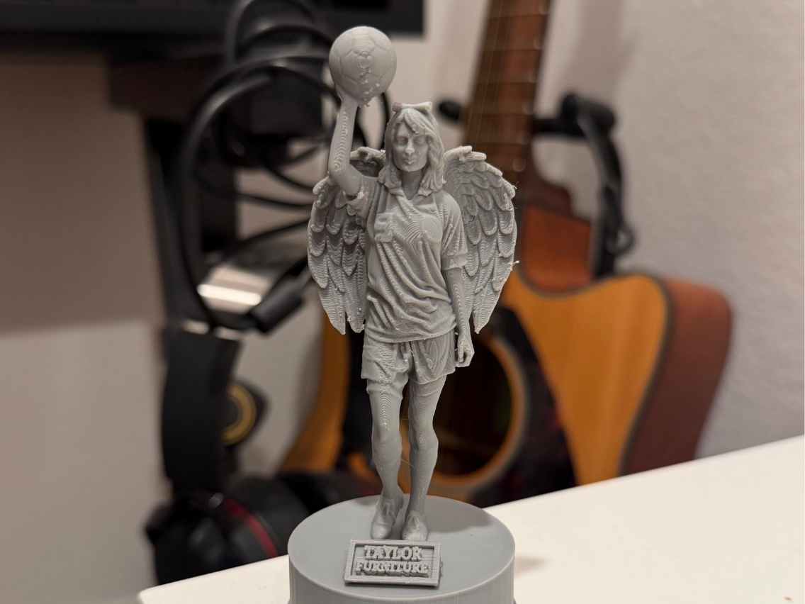 Jackie Taylor Angel Statue Mini Figure 