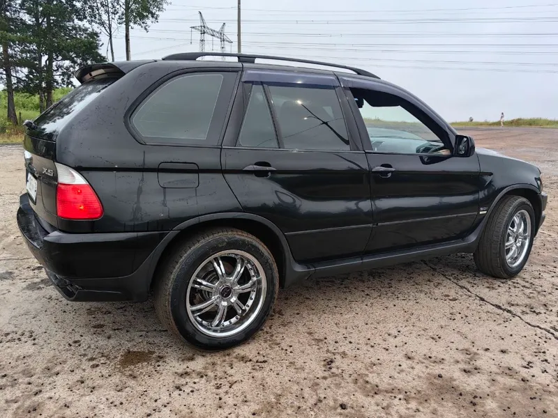 AUTO bmw e53