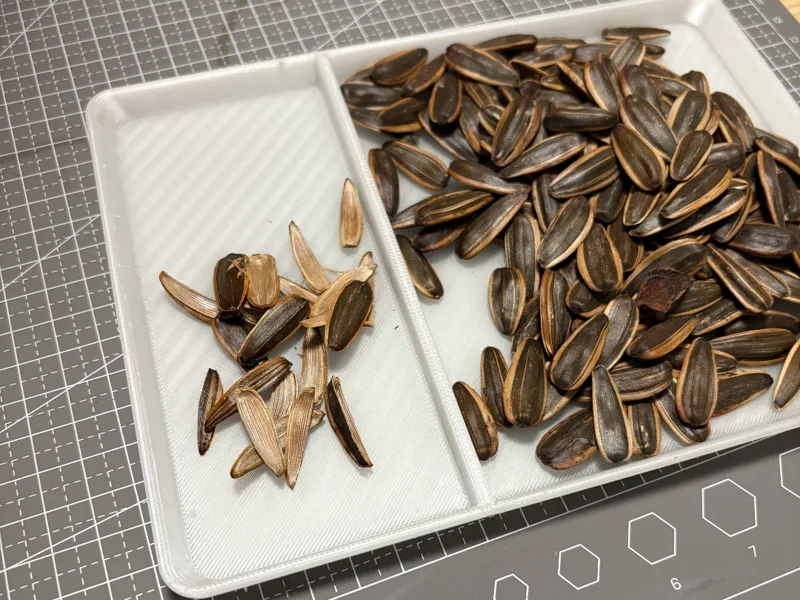 瓜子花生分割小托盘