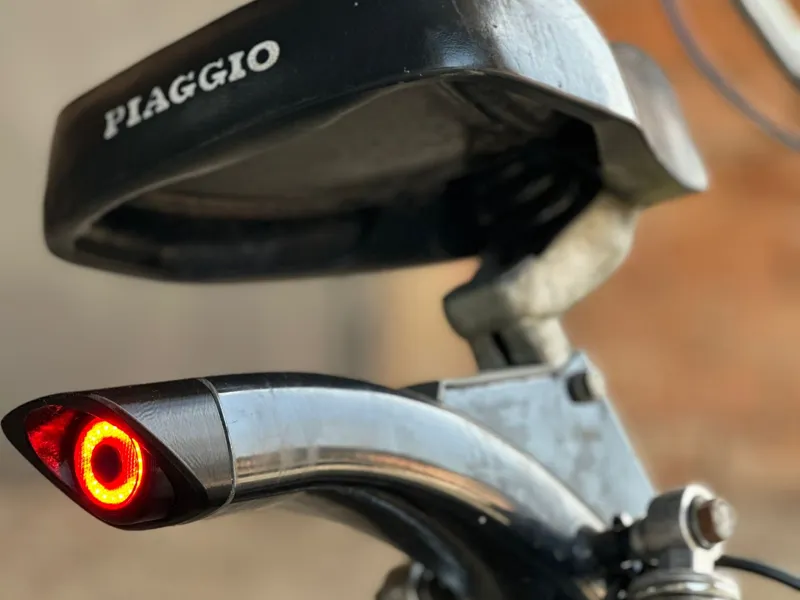 faro posteriore piaggio bravo