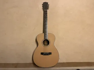 Full-Size Acoustic Guitar