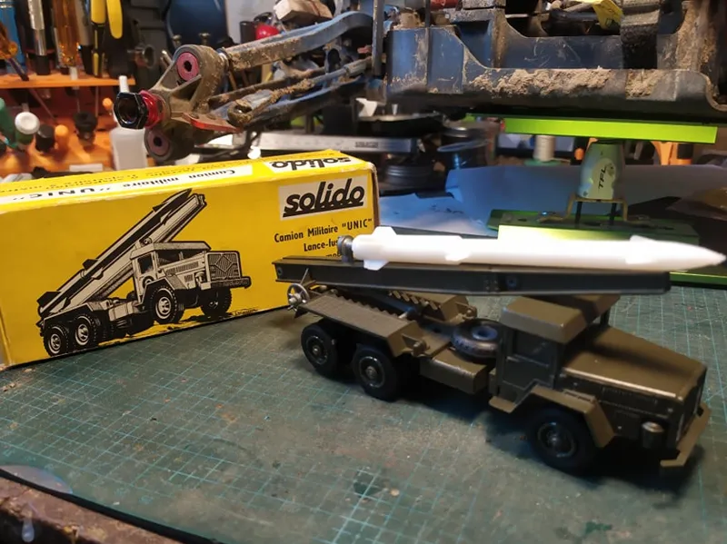 Solido UNIC Sahara Rocket Launcher,  only rocket.
