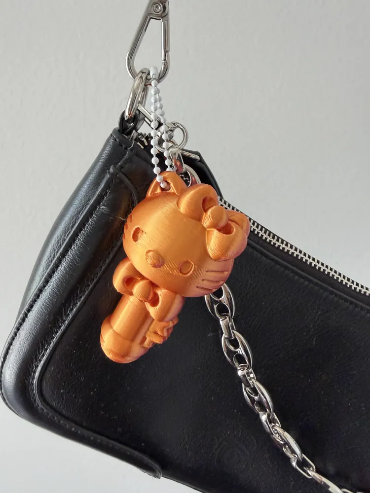 Hello Kitty Lucky Key Pendant - Free 3D Print Model - MakerWorld