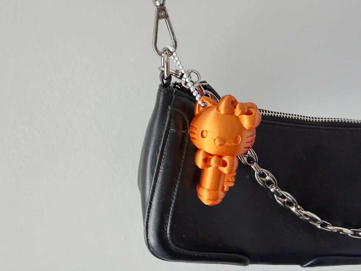 Hello Kitty Lucky Key Pendant - Free 3D Print Model - MakerWorld
