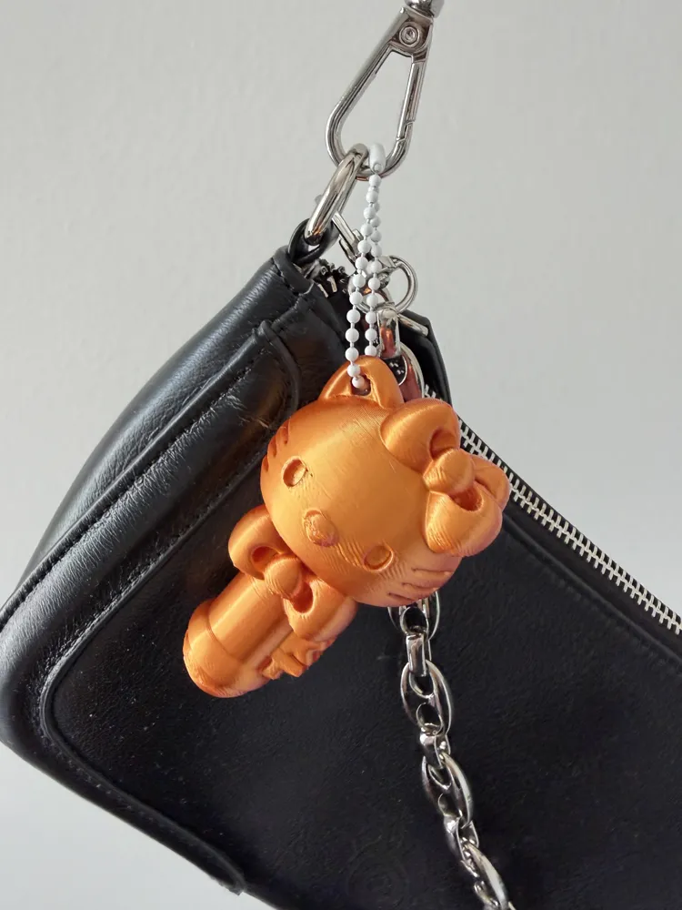 Hello Kitty Lucky Key Pendant - Free 3D Print Model - MakerWorld