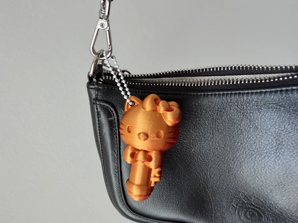Hello Kitty Lucky Key Pendant - Free 3D Print Model - MakerWorld